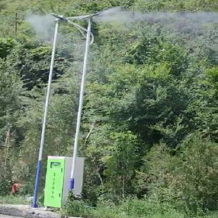 霧樁噴淋燈桿噴霧機